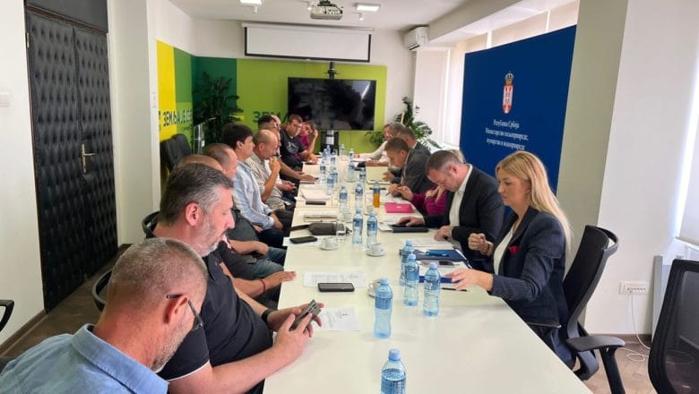 Održan sastanak ministra Martinovića i predstavnika poljoprivrednih udruženja