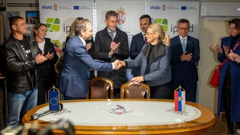 Uručen IPARD III Finansijski sporazum – novi korak u podršci poljoprivredi Srbije