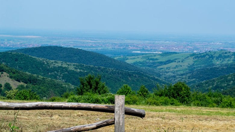 Naplata ulaza na Frušku goru: zakon ili samovolja?