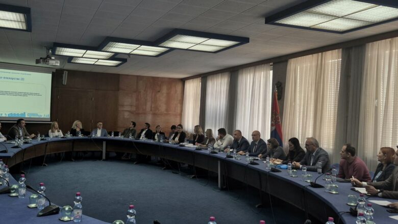 Nova strategija poljoprivrede: Fokus na pčelarstvu, mladima i zaštiti zemljišta