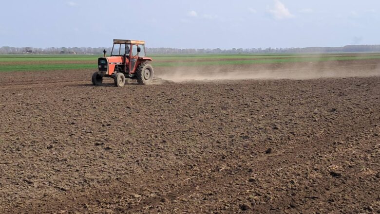 POLJOPRIVREDNICIMA NAJPOVOLJNIJA NAFTA I BRZI PODSTICAJI