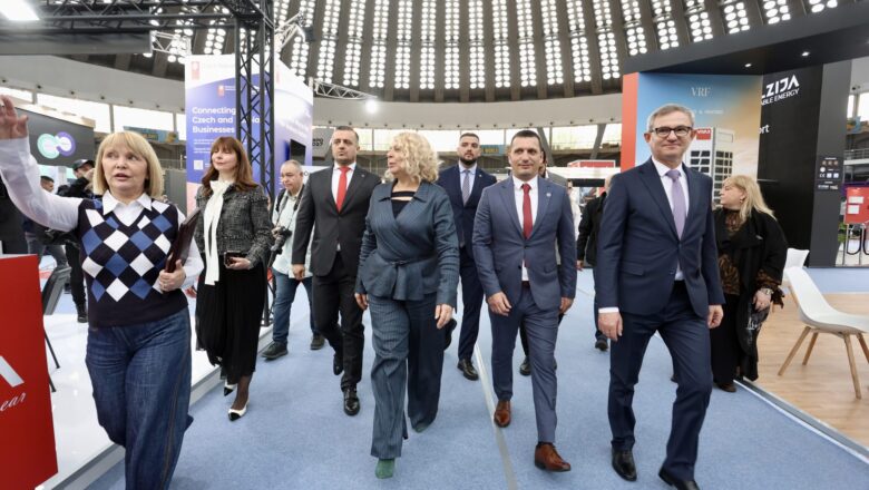 Cveće i kranovi na Beogradskom sajmu: Otvoreni jubilarni SEEBBE i BeoPlantFair