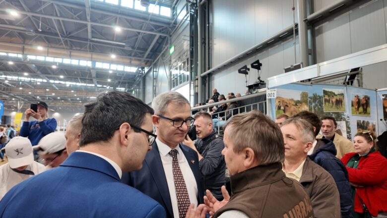 Razvoj agrocentara i izvoz rakije: Rezultati posete ministra Glamočića sajmu „Agrishow” u Brnu